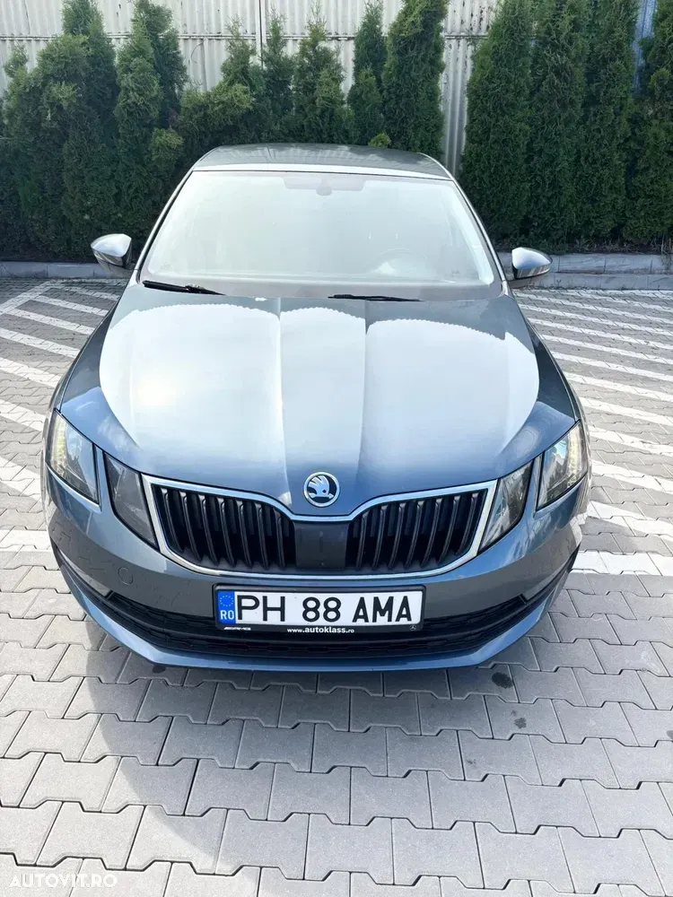 Škoda Octavia IV 1.0 TSI Style — imagine 4