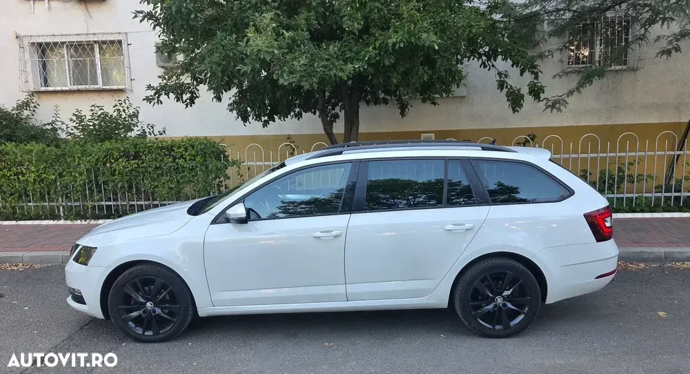 Škoda Octavia IV 1.6 TDI DSG Style — imagine 2