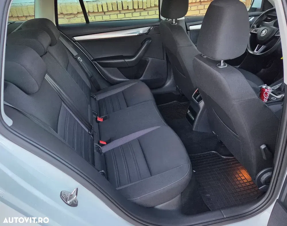 Škoda Octavia IV 1.6 TDI DSG Style — imagine 6