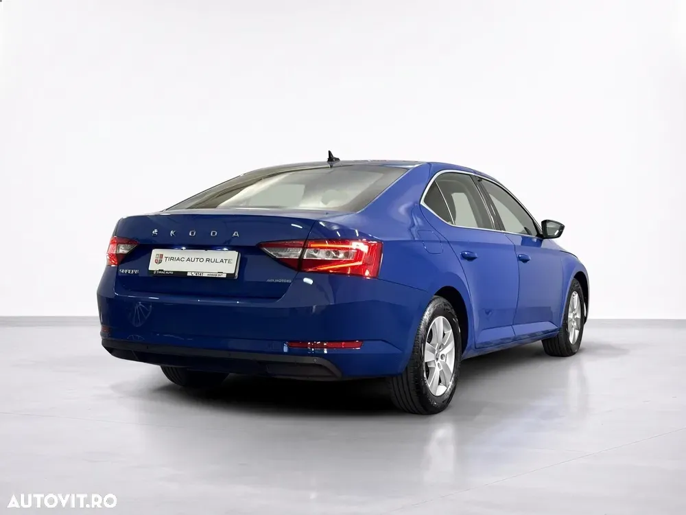 Škoda Superb 1.5 TSI DSG Ambition — imagine 5