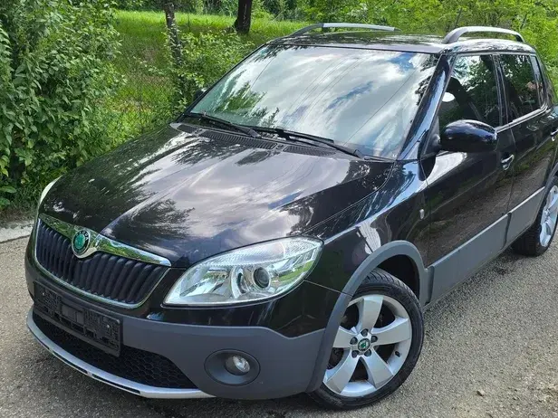 Škoda Fabia II 1.2 TSI Ambiente