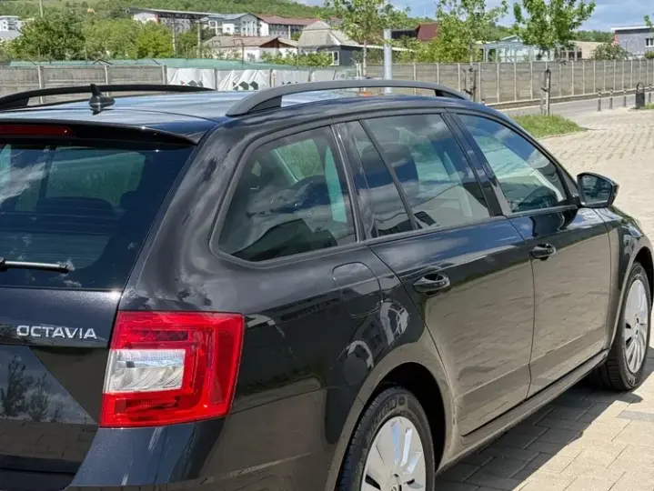Škoda Octavia III 1.6 TDI DSG Ambition