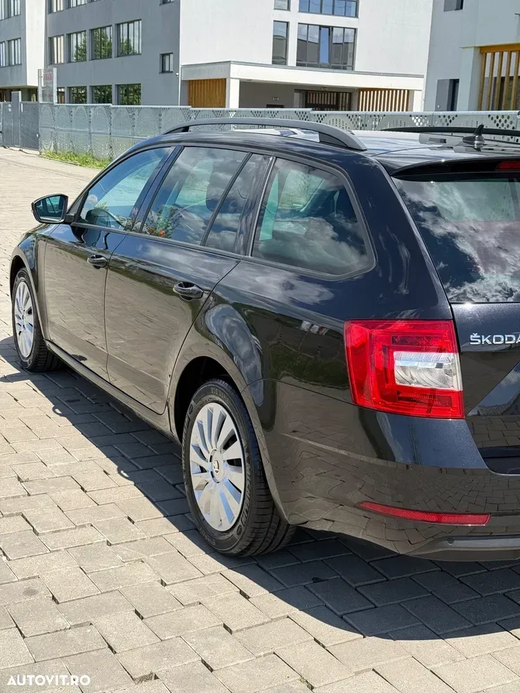 Škoda Octavia III 1.6 TDI DSG Ambition — imagine 5