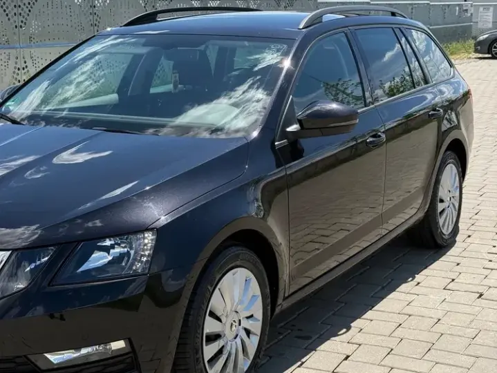 Škoda Octavia III 1.6 TDI DSG Ambition