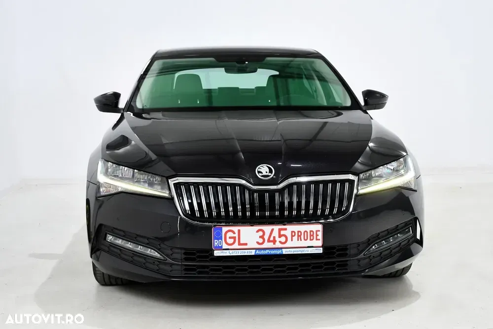 Škoda Superb III 2.0 TDI DSG Premium Edition — imagine 2