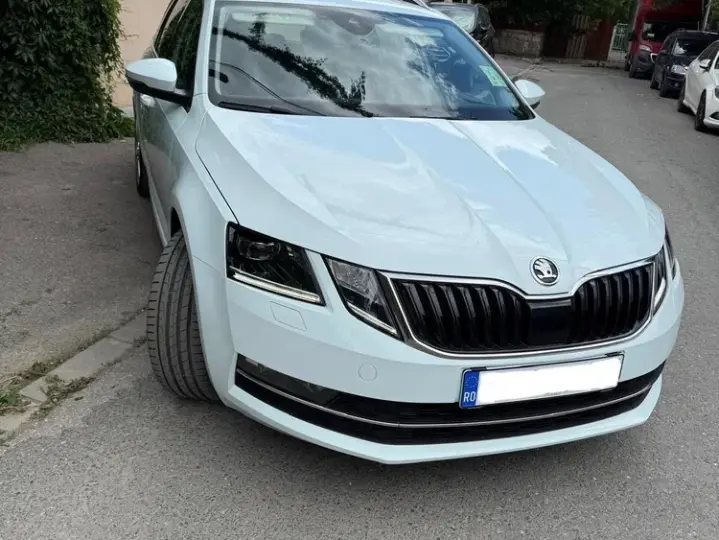 Škoda Octavia III 1.6 TDI DSG Premium Edition