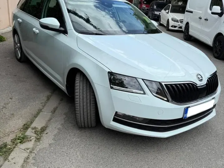 Škoda Octavia III 1.6 TDI DSG Premium Edition