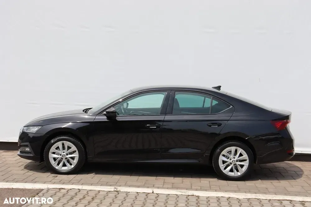 Škoda Octavia IV 2.0 TDI DSG Style — imagine 2