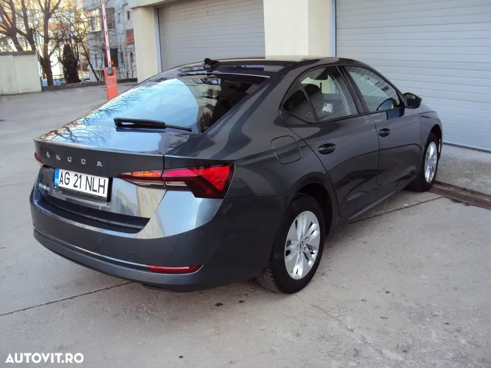 Škoda Octavia IV 2.0 TDI DSG Style — imagine 3