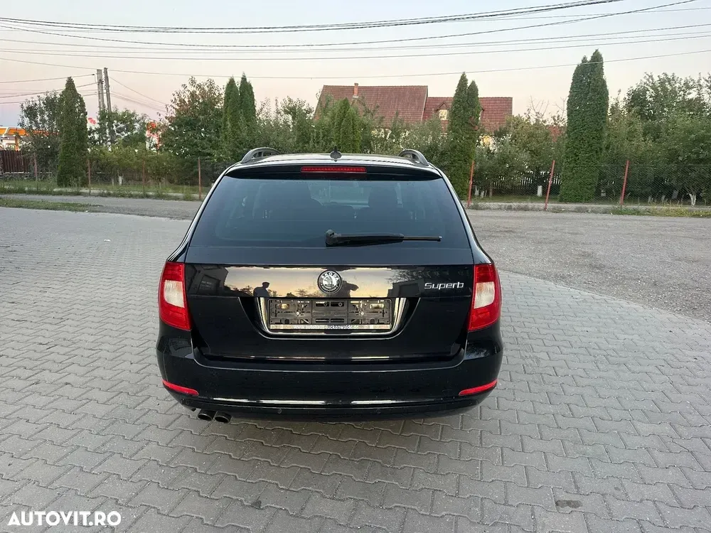 Škoda Superb II 2.0 TDI Ambition — imagine 5