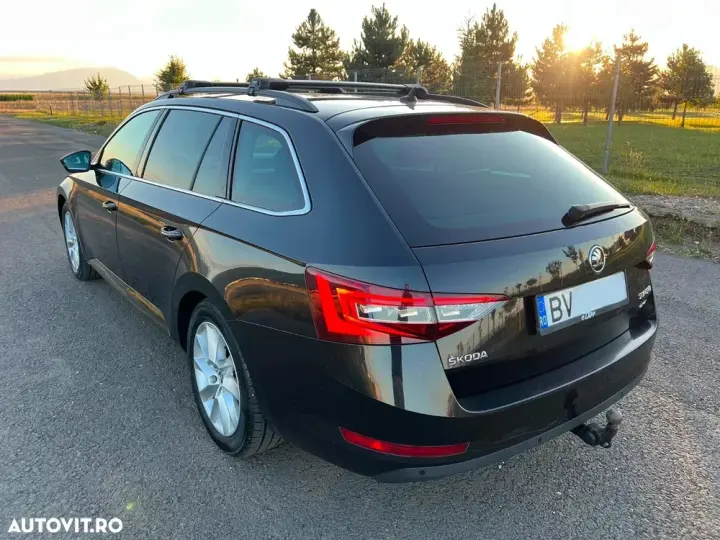 Škoda Superb 2.0 TDI DSG 4X4 Ambition
