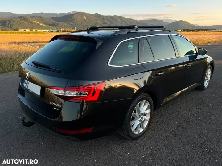 Škoda Superb 2.0 TDI DSG 4X4 Ambition