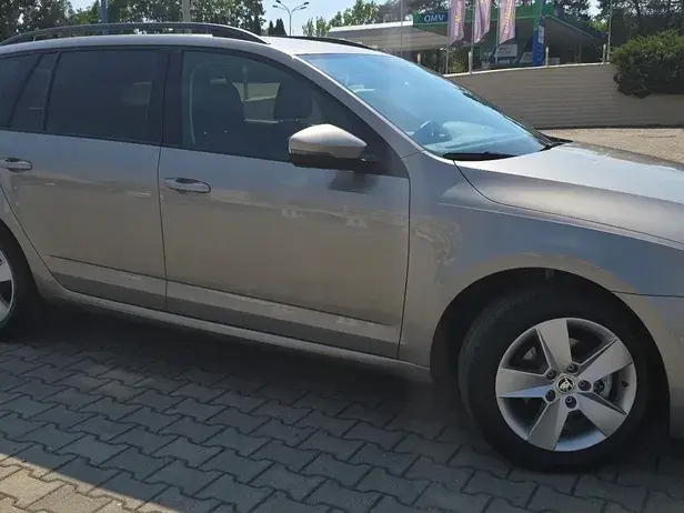 Škoda Octavia III 1.6 TDI Ambiente DSG