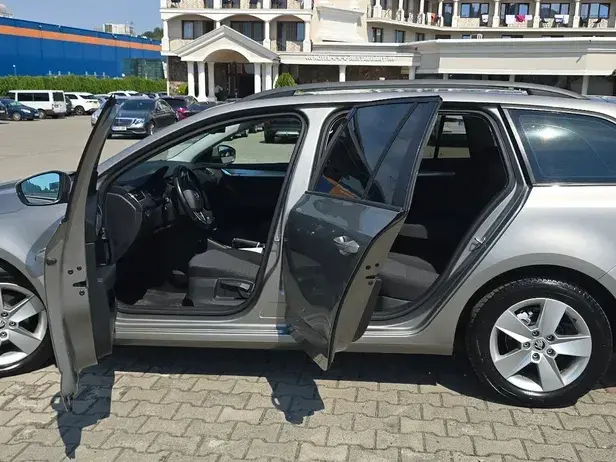 Škoda Octavia III 1.6 TDI Ambiente DSG