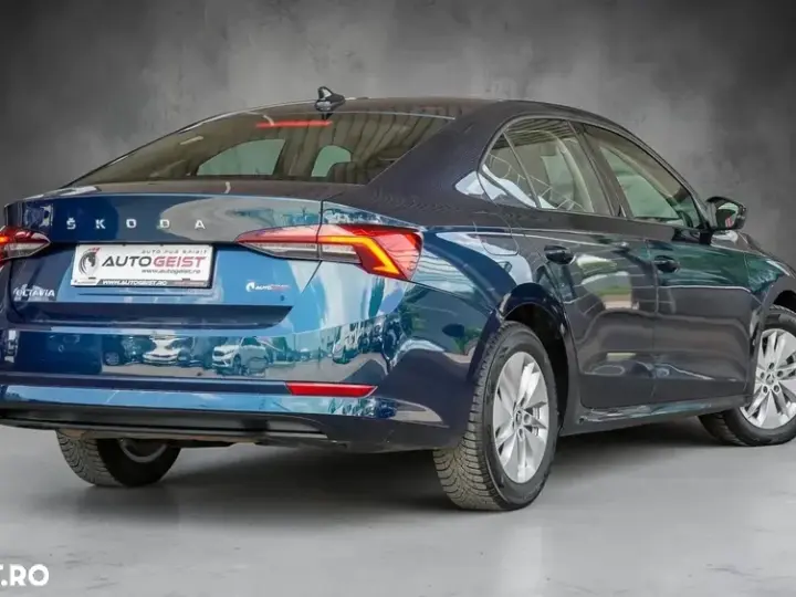 Škoda Octavia IV 2.0 TDI DSG Ambition
