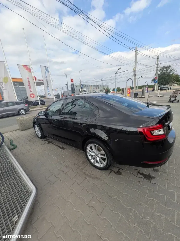 Škoda Octavia III 2.0 TDI 4X4 DSG Style — imagine 4