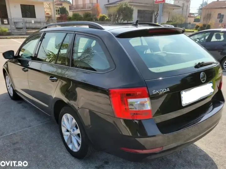 Škoda Octavia IV 2.0 TDI DSG Ambition