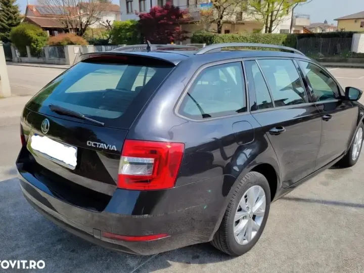 Škoda Octavia IV 2.0 TDI DSG Ambition