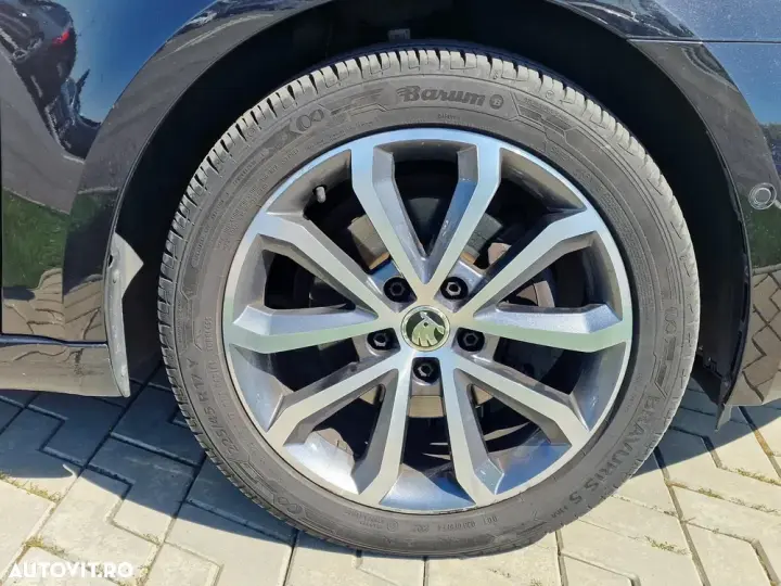 Škoda Octavia IV 2.0 TDI DSG Soleil