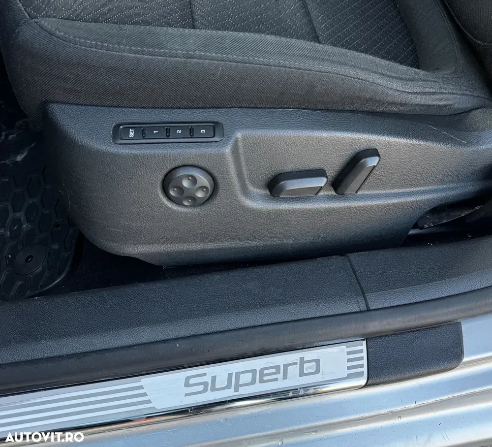 Škoda Superb 1.6 TDI GreenLine — imagine 6