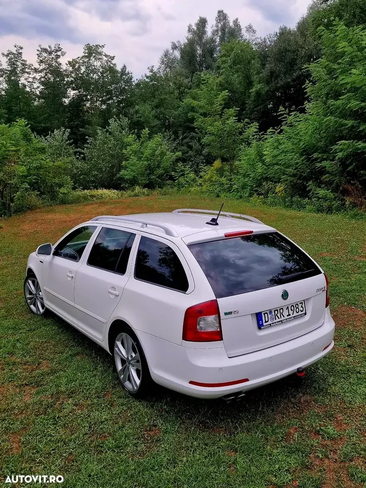 Škoda Octavia II 2.0 TDI CR DPF RS — imagine 6