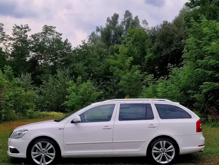 Škoda Octavia II 2.0 TDI CR DPF RS