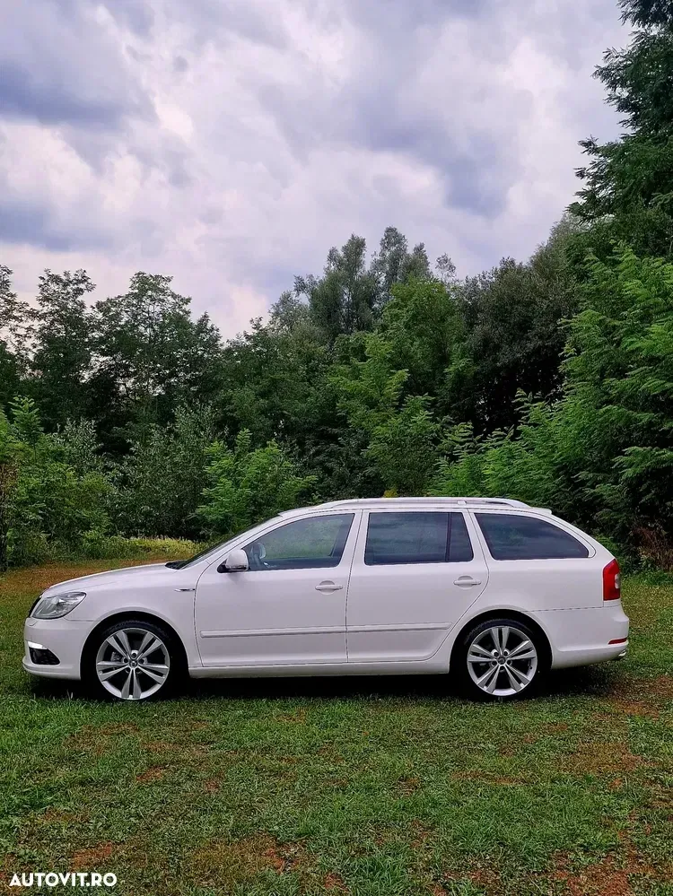 Škoda Octavia II 2.0 TDI CR DPF RS — imagine 4