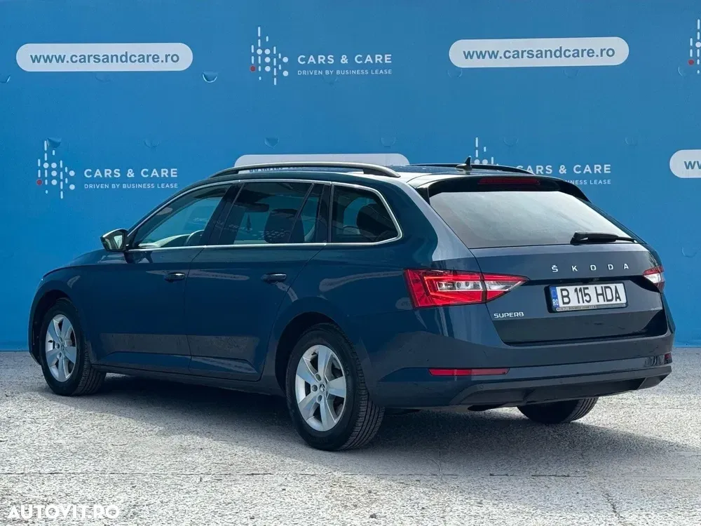 Škoda Superb 2.0 TDI DSG Ambition — imagine 3