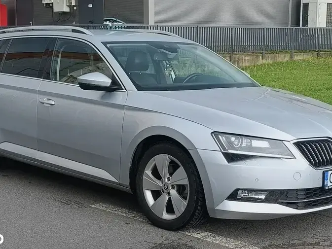 Škoda Superb 2.0 TDI DSG Style