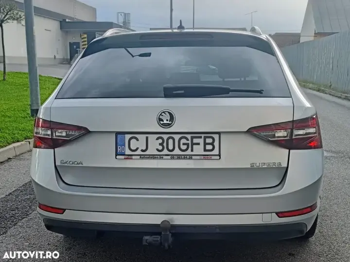 Škoda Superb 2.0 TDI DSG Style