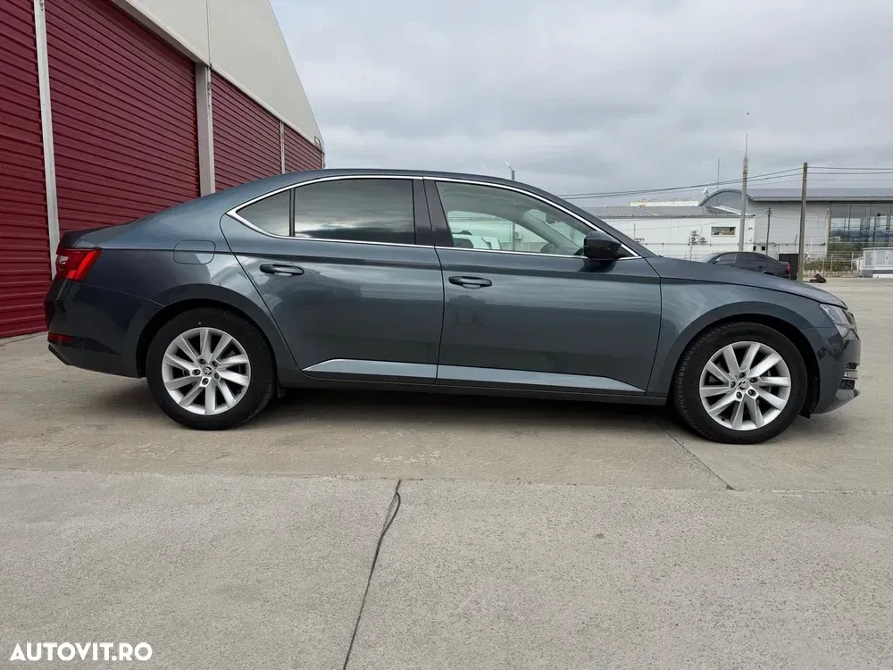 Škoda Superb III 2.0 TDI DSG Ambition — imagine 4