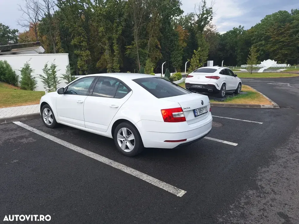 Škoda Octavia III 1.0 TSI DSG Active — imagine 4