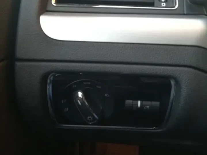 Škoda Superb II 2.0 TDI Elegance