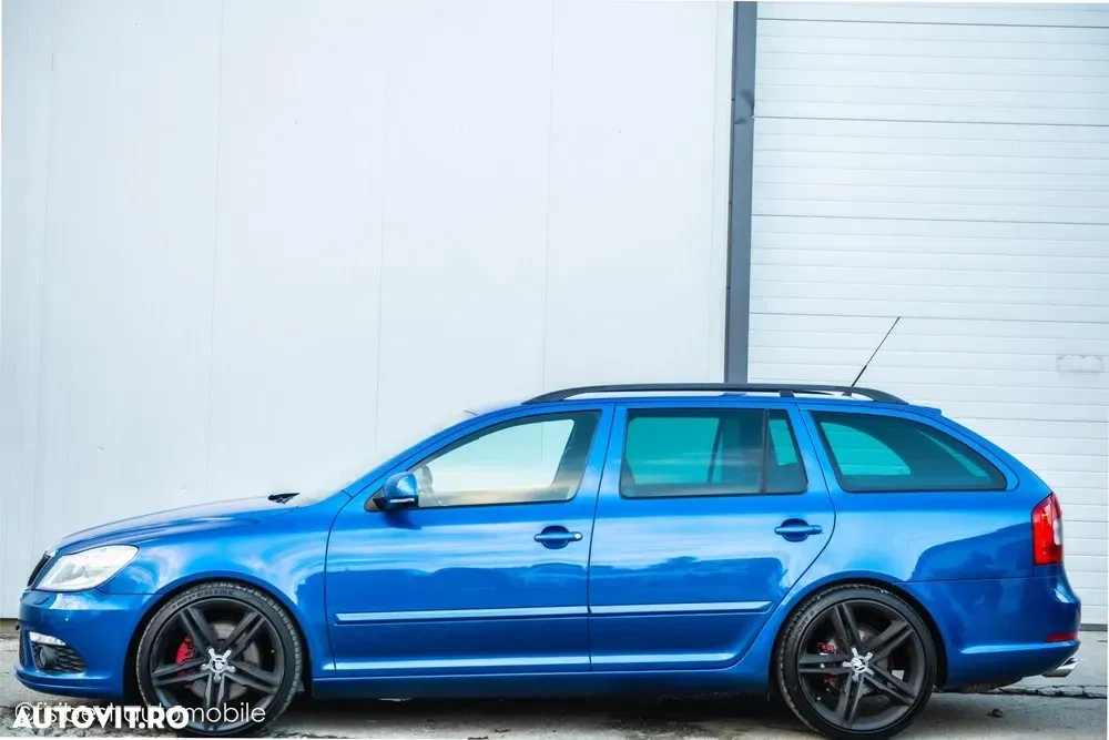 Škoda Octavia II 2.0 TSI DSG RS — imagine 4