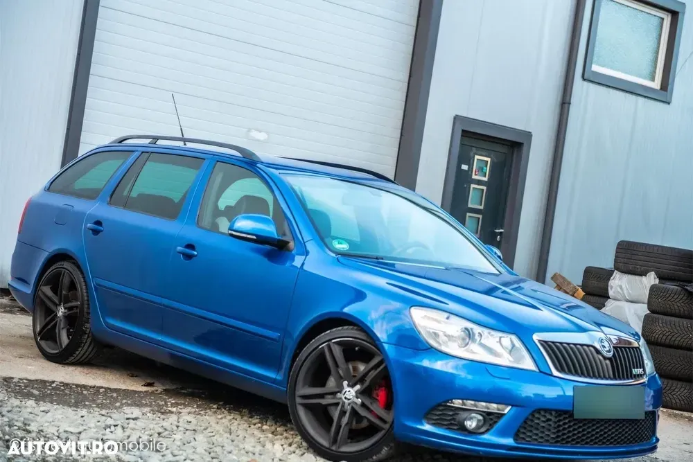 Škoda Octavia II 2.0 TSI DSG RS — imagine 2
