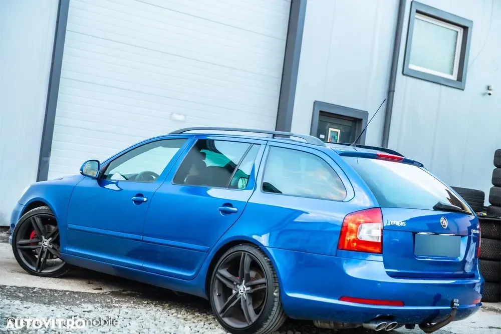 Škoda Octavia II 2.0 TSI DSG RS — imagine 5