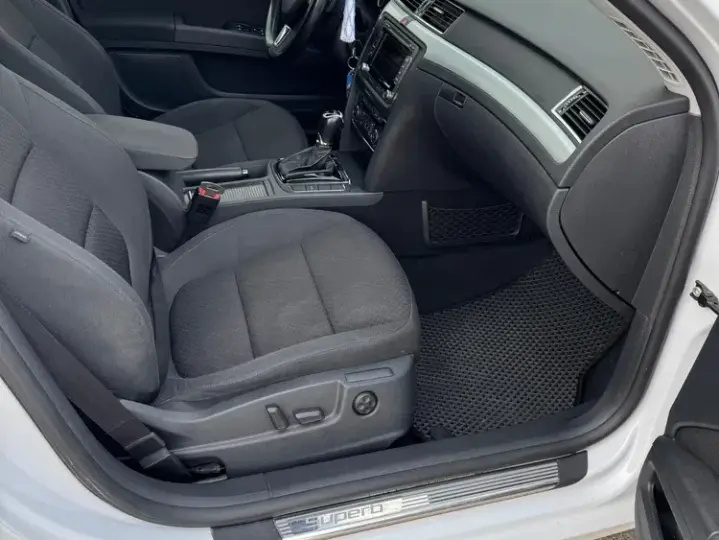Škoda Superb II 2.0 TDI 4X4 Ambition