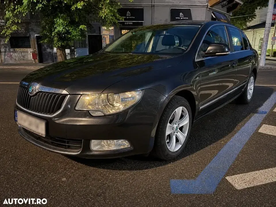 Škoda Superb II 2.0 TDI Elegance — imagine 3