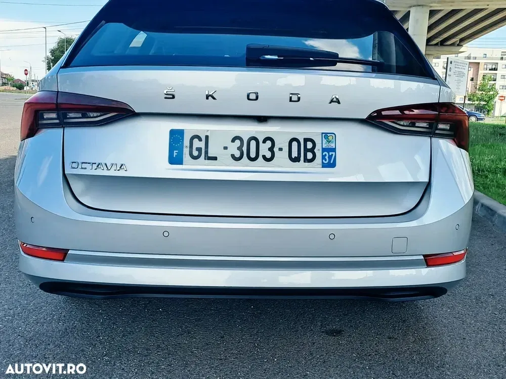 Škoda Octavia IV 2.0 TDI DSG Style — imagine 4