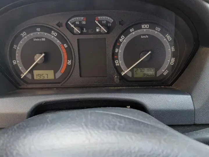 Škoda Fabia I 1.4 Sedan Ambiente