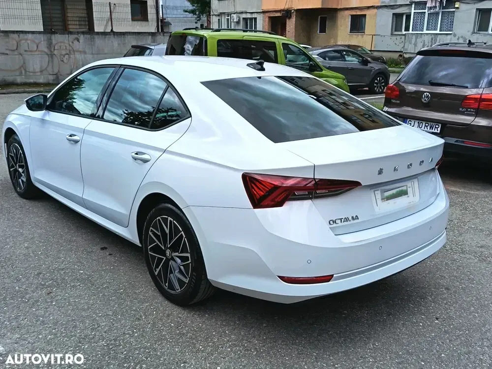 Škoda Octavia IV 2.0 TDI DSG Style — imagine 5