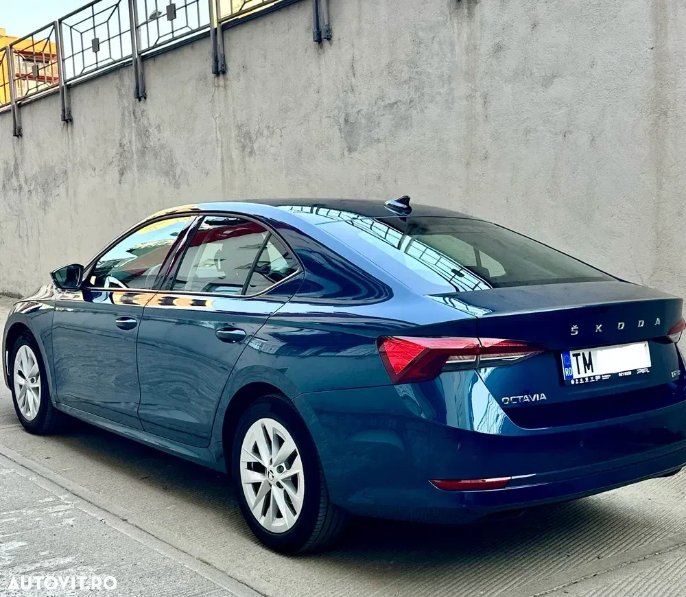 Škoda Octavia IV 1.0 TSI DSG Style — imagine 3