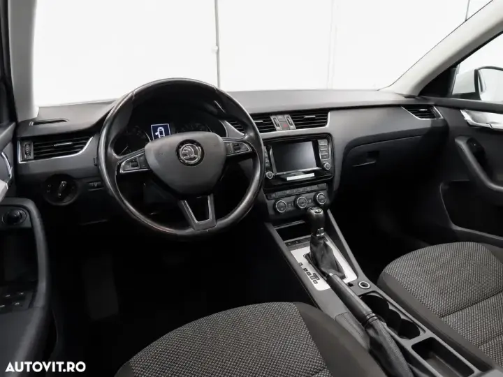 Škoda Octavia 1.6 TDI DSG Ambition