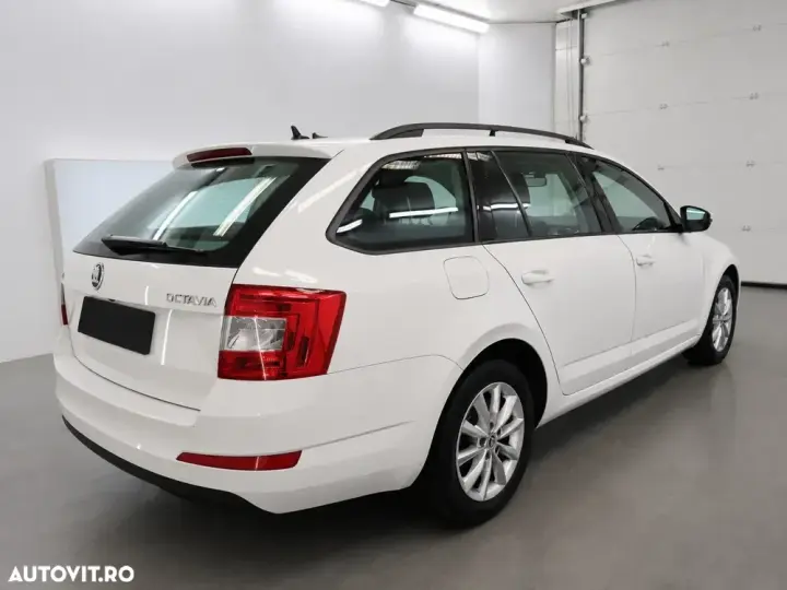Škoda Octavia 1.6 TDI DSG Ambition