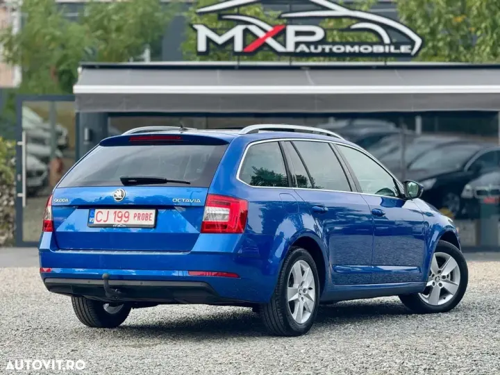 Škoda Octavia 1.6 TDI DSG Style