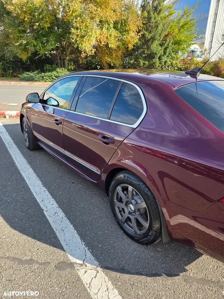 Škoda Superb II 2.0 TDI Elegance DSG — imagine 2