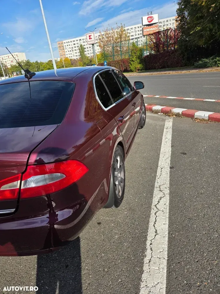 Škoda Superb II 2.0 TDI Elegance DSG — imagine 3