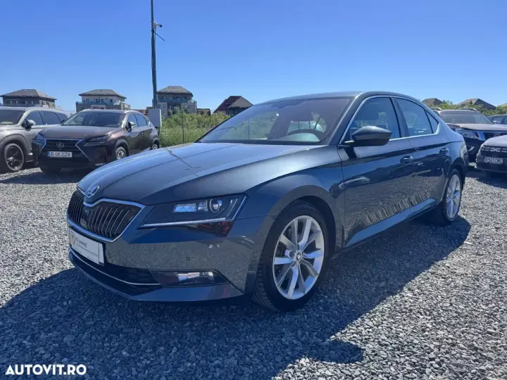 Škoda Superb 2.0 TDI 4X4 DSG Style