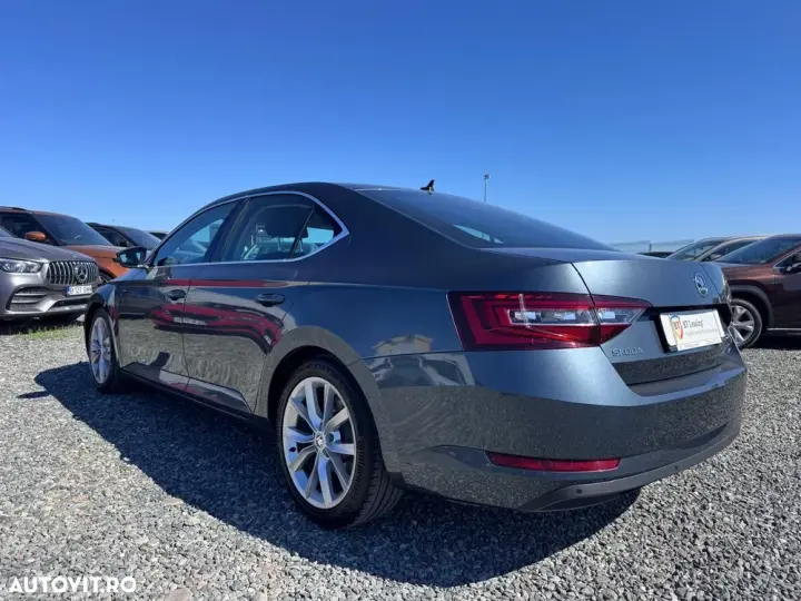 Škoda Superb 2.0 TDI 4X4 DSG Style