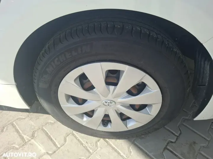 Toyota Corolla XII Sedan 1.5 TNGA MT Eco